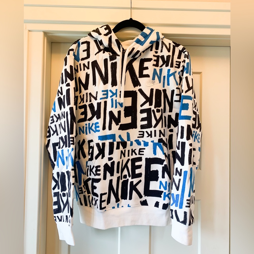 Nike sweatshirt